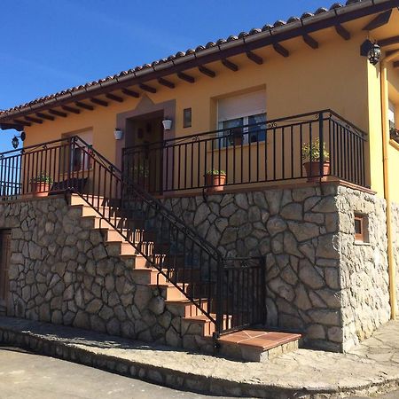 Casa Mariana Guest House Llames de Parres Luaran gambar