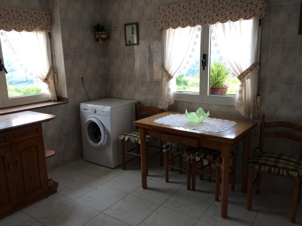 Casa Mariana Guest House Llames de Parres Luaran gambar